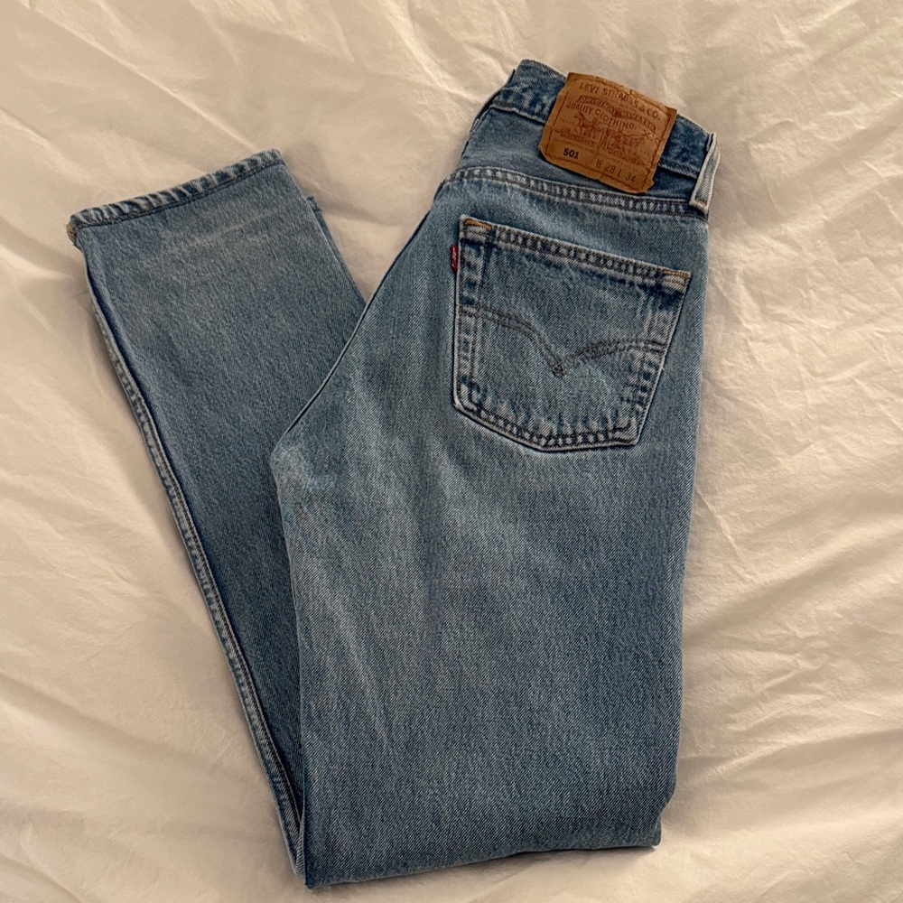 Vintage Levi's Light Blue Classic High-Rise Jeans